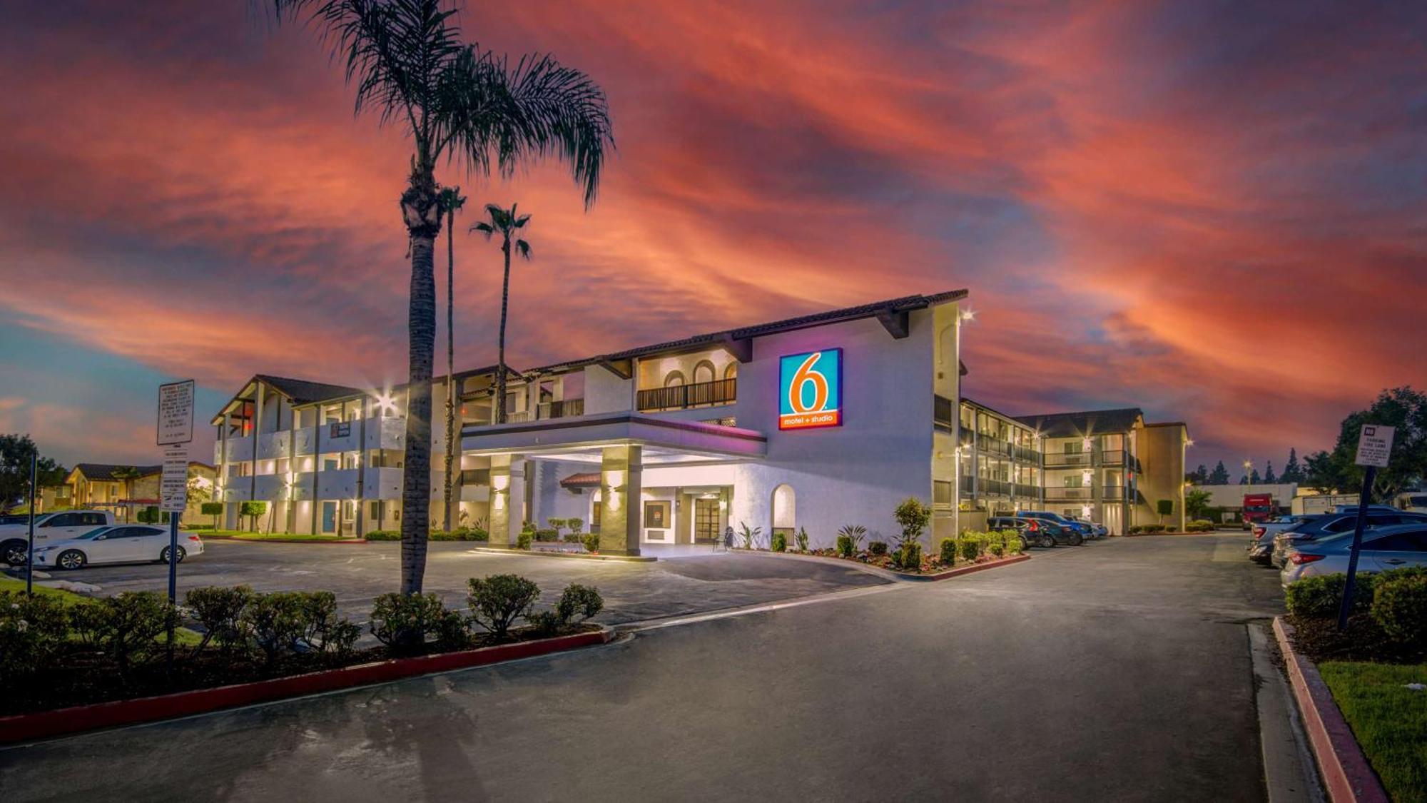 Studio 6 Ontario Ca Convention Center Airport Екстериор снимка